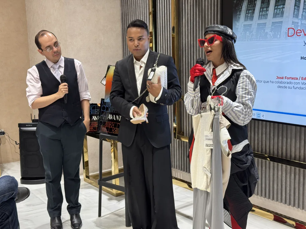 Conversatorio "Avanti Talks" celebrado en Galería Avanti, Caracas 