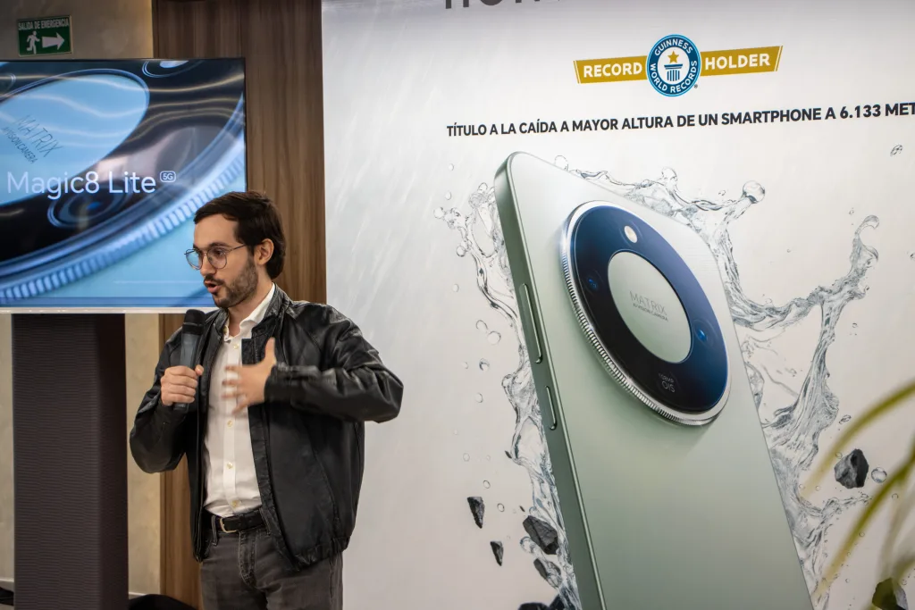 HONOR Magic8 Lite: ¿cuánto cuesta el teléfono en Venezuela que tiene un Récord Guinness?