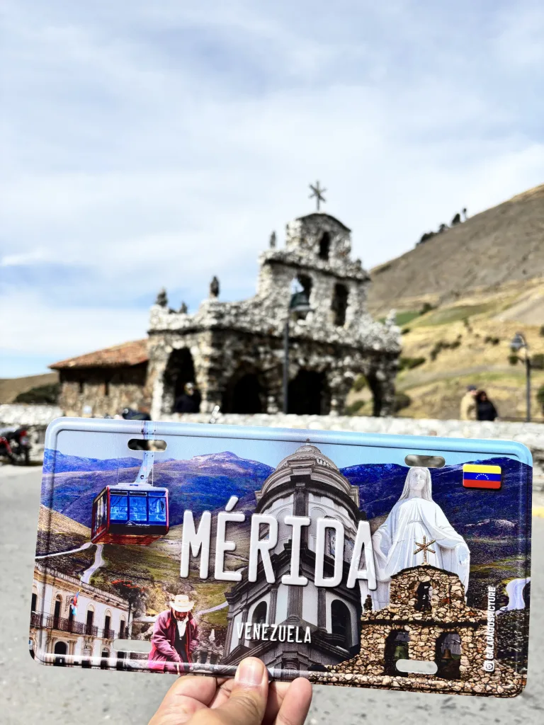 Galápagos Picture: por fin Venezuela escribe su nombre en placas turísticas decorativas