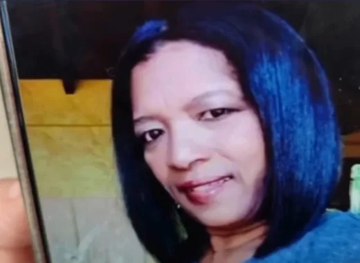 Asesinan a una mujer dentro de una casa en Prados del Este