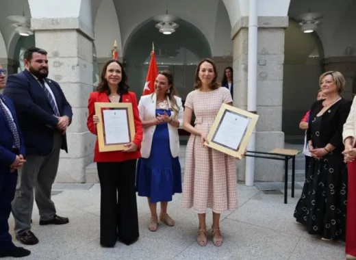 María Corina Machado recibe la Llave de Oro y la Medalla de Oro en Madrid