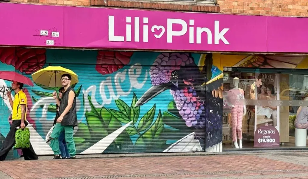 lili pink 