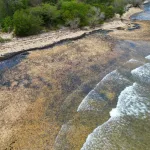 pescadores Derrame de petróleo en Paria perjudica a 500 pescadores de 13 comunidades