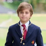 Rescatan con vida al niño Lucas Gámez entre los escombros del edificio Miramar