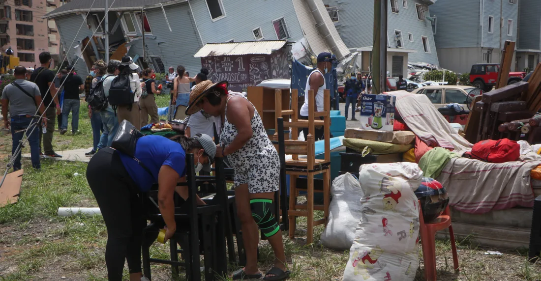 https://www.swissinfo.ch/spa/venezuela-inicia-la-construcci%c3%b3n-de-casi-2%2e000-viviendas-para-los-afectados-por-terremotos/91825050