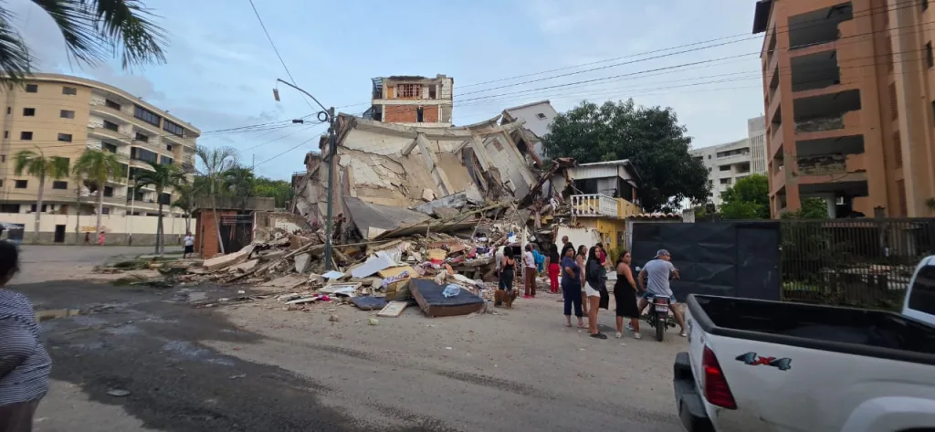 La Guaira: el colapso de Tanaguarena en imágenes