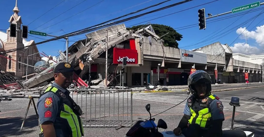 Terremoto de 7,8 en Filipinas deja decenas de muertos y varios edificios colapsados
