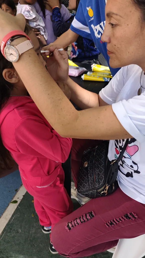 Misiones católicas acompañan a familias de los refugios de Caracas y La Guaira