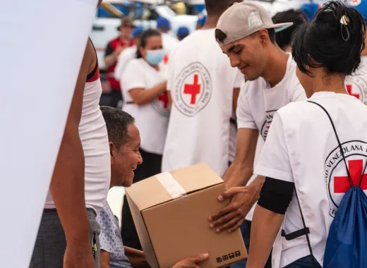 Más de 12.000 personas han sido beneficiadas con kits de higiene e insumos distribuidos por la Cruz Roja Venezolana