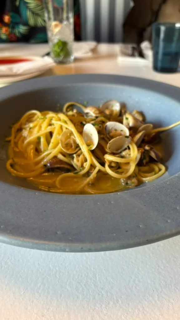 Tanti Ristorante da un giro hacia la clásica comida italiana