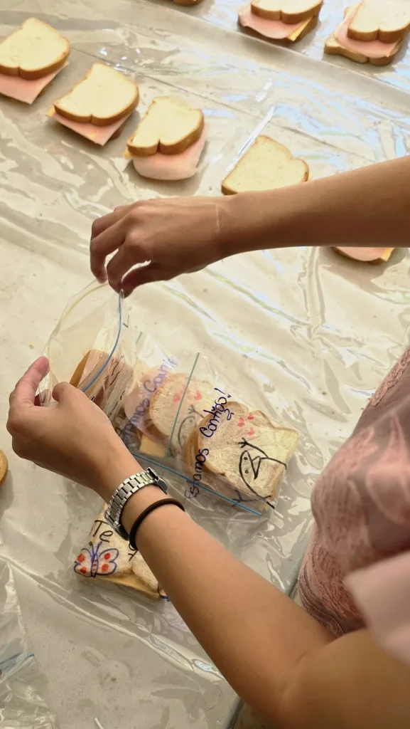 Daniela Solano y sus sándwiches de esperanza: lleva 30.000 y sigue haciendo