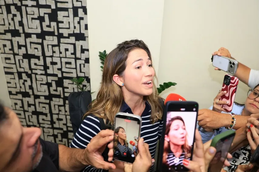 La opositora Claudia Macero regresa a Venezuela