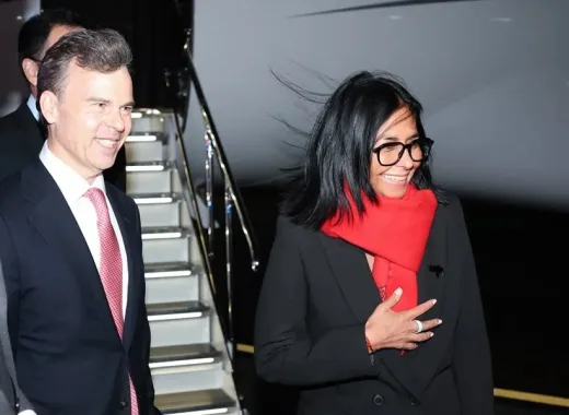 Delcy Rodríguez llega a Nueva York para participar en la Asamblea de la ONU