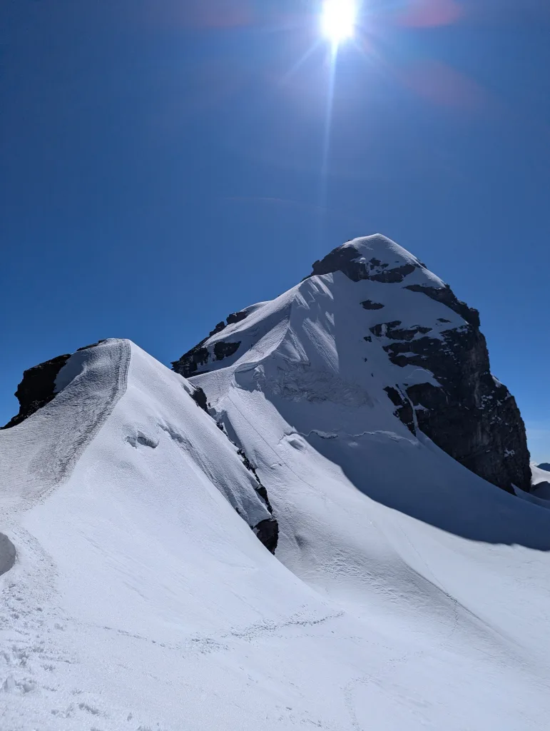 Proyecto Cumbre completó 4 picos en Bolivia 