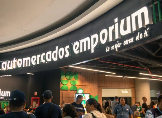 Automercados Emporium llega al C. C. Líder con 400 productos en promoción