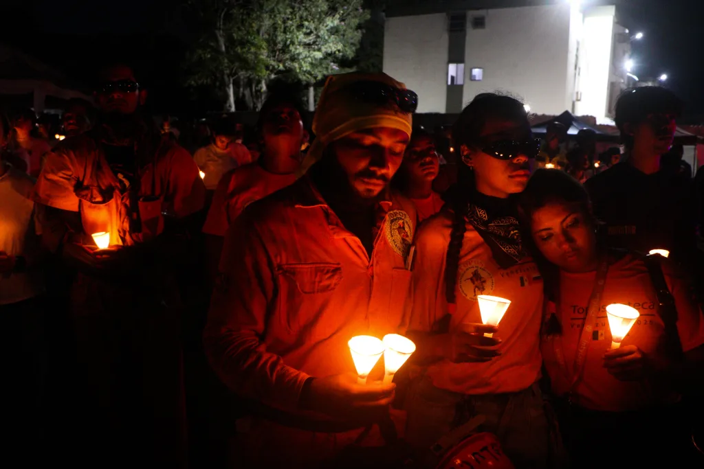 A 100 días de la tragedia: así fue la vigilia en La Guaira 