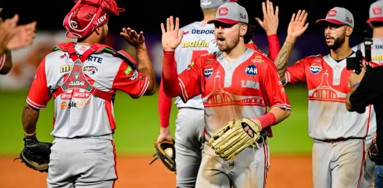 Después de 2 semanas de torneo, Cardenales de Lara se posiciona como líder en la general de la LVBP. Foto: Cardenales de Lara